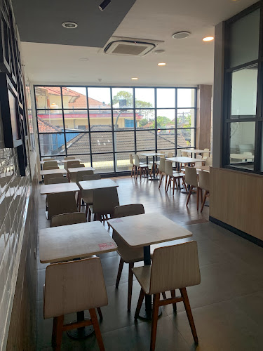 Jl. Tukad Pakerisan No.45 X, Panjer, Kec. Denpasar Bar., Kota Denpasar, Bali 80225