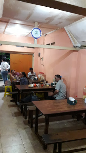 Opinii despre Soto Ayam Kondang în Kota Madiun - Gastronomi dan perhotelan