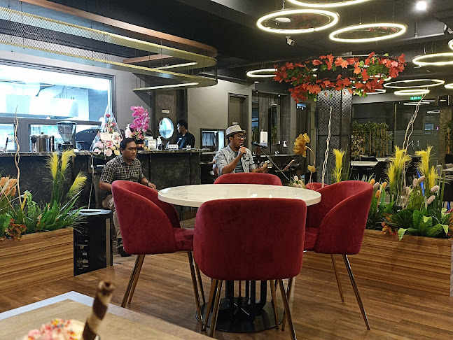 Echo Resto Surabaya - Gastronomi dan perhotelan