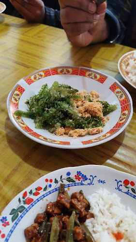 Opinii despre Warung Banda Dhalsyla în Kota Tual - Gastronomi dan perhotelan