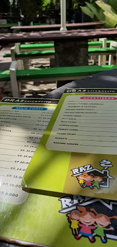 Opinii despre D’raz Coffeehouse & Restaurant în Kota Padang Sidempuan - Gastronomi dan perhotelan