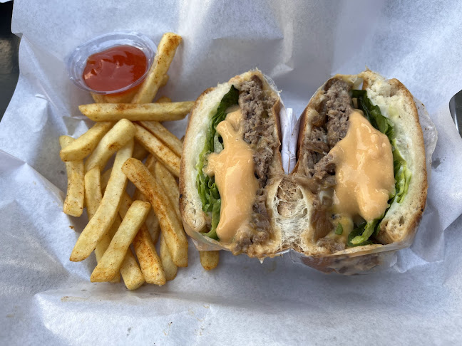 Opinii despre Armburger în Kota Bandung - Gastronomi dan perhotelan