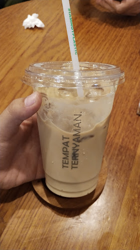 Opinii despre Nyaman Coffee în Kota Mataram - Gastronomi dan perhotelan