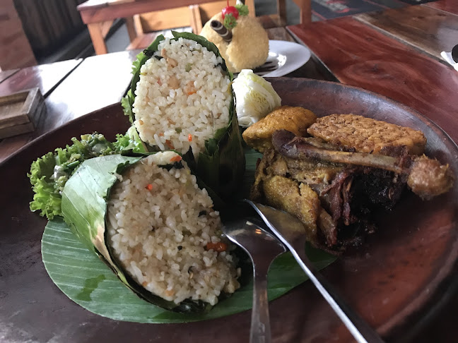 Opinii despre Kedai Rimbun Restaurant în Kota Bandung - Gastronomi dan perhotelan