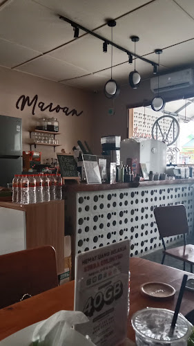 Maroan Coffee-Snack-Eatery - Gastronomi dan perhotelan