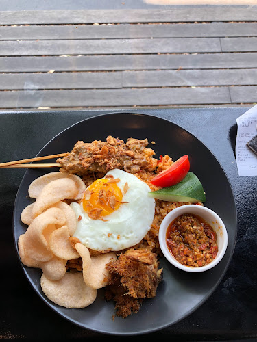 Tanamera Coffee Graha Famili - Gastronomi dan perhotelan