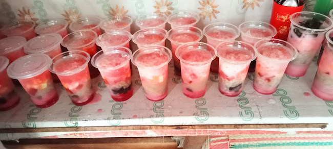 Es Campur Mawut (꧋ꦌꦱ꧀ꦕꦩ꧀ꦥꦸꦂꦩꦮꦸꦠ꧀) - Kota Yogyakarta