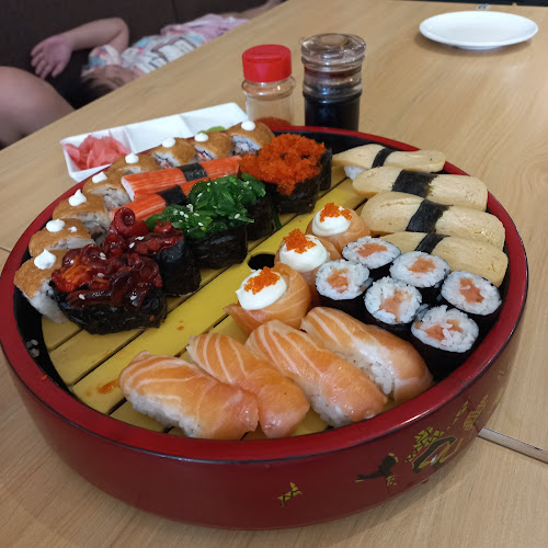 Peco Peco Sushi Margorejo - Gastronomi dan perhotelan