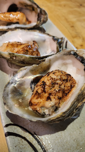 Tanoshi Izakaya Restaurant - Gastronomi dan perhotelan