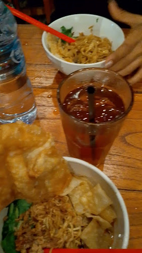 Comentarii opinii despre Chuck Wie Bali