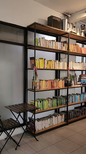 Maraca Books And Coffee