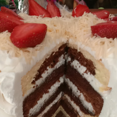 Opinii despre Catering Daun Suji Tangsel în Kota Tangerang Selatan - Gastronomi dan perhotelan