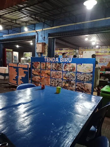 Tenda Biru Kampung Bule