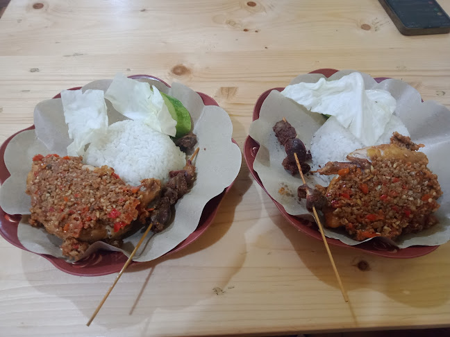 Jl. Dharmawangsa No.80B, Airlangga, Kec. Gubeng, Surabaya, Jawa Timur 60286