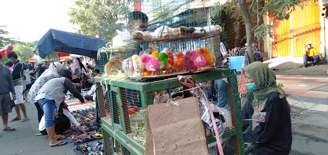 Opinii despre Pasar Pagi Tugu Pahlawan în Surabaya - Gastronomi dan perhotelan