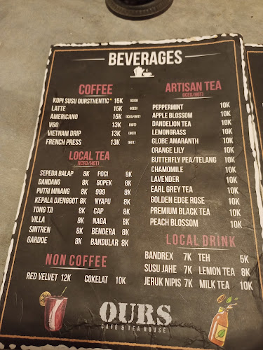 Opinii despre OURS CAFE & TEA HOUSE în Kota Yogyakarta - Gastronomi dan perhotelan