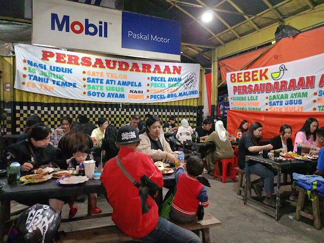 Pecel Lele Persaudaraan - Kota Bandung