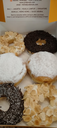 Comentarii opinii despre JCO COFFEE & DONUTS SANUR BALI