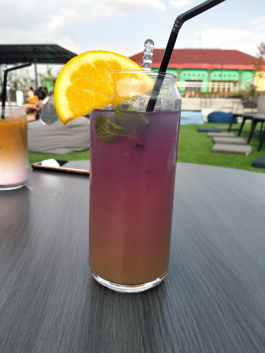 Universitas Semarang, Kantin Gedung Parkir Motor, Lantai 7, Tlogosari Kulon, Pedurungan, Semarang City, Central Java 50198