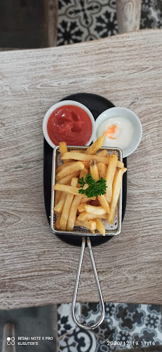 Comentarii opinii despre de'Clan Resto & Cafe Depok