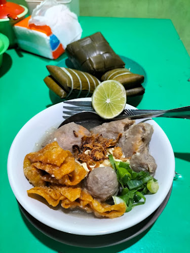 Bakso Lumayan - Gastronomi dan perhotelan