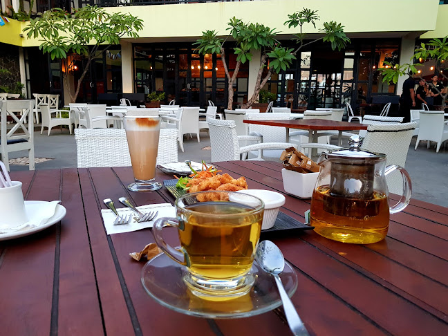 Beer and Barrel Kitchen n' Lounge - Kota Kupang