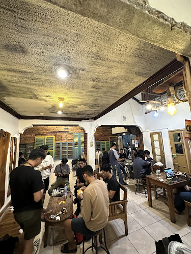 Opinii despre Waroeng lago în Kota Makassar - Gastronomi dan perhotelan