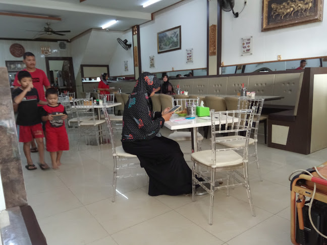 New Kopitiam - Gastronomi dan perhotelan