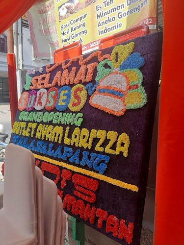 Ayam Larizza Talasalapang