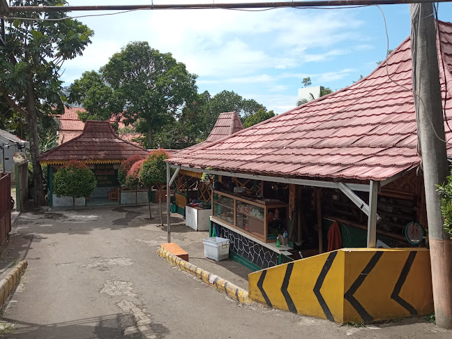 Comentarii opinii despre Rumah Makan Khas Betawi Babeh Sadeli