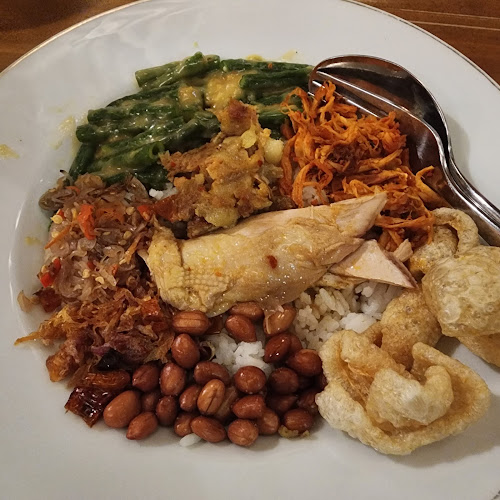 Comentarii opinii despre Locaāhands - Food & Coffee