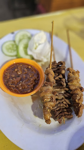 Seafood Nasi Uduk Aulia 94 - Gastronomi dan perhotelan