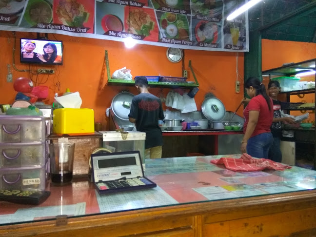 Bakso dan Mie Ayam Midun - Gastronomi dan perhotelan