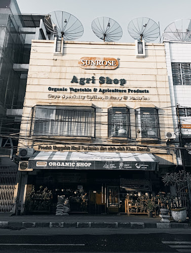 Jl.H Jl. KH. Zainul Arifin No.164-166, Petisah Tengah, Medan Petisah, Medan City, North Sumatra 20151