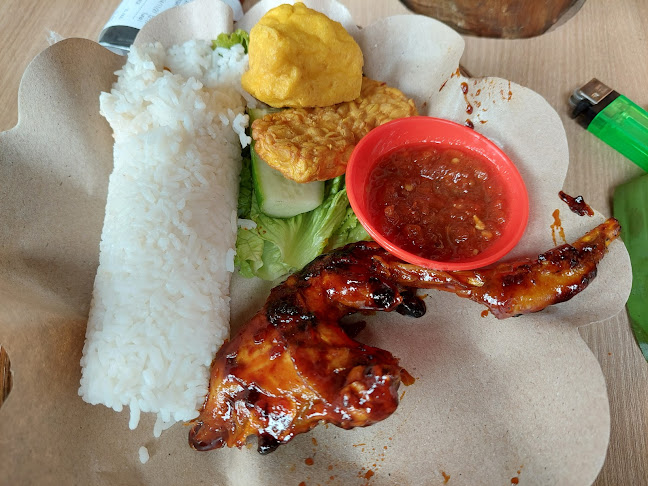 Rice Bowl Iska Cafe - Gastronomi dan perhotelan