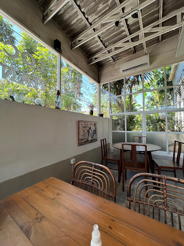 Locaāhands - Food & Coffee - Surabaya