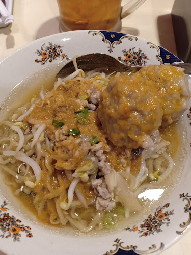 Jl. Suryakencana No.143, RT.03/RW.05, Babakan Ps., Kecamatan Bogor Tengah, Kota Bogor, Jawa Barat 16132