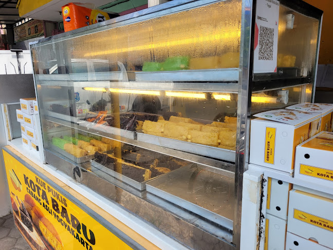 Opinii despre PUKIS KOTABARU TEGAL în Kota Tegal - Gastronomi dan perhotelan