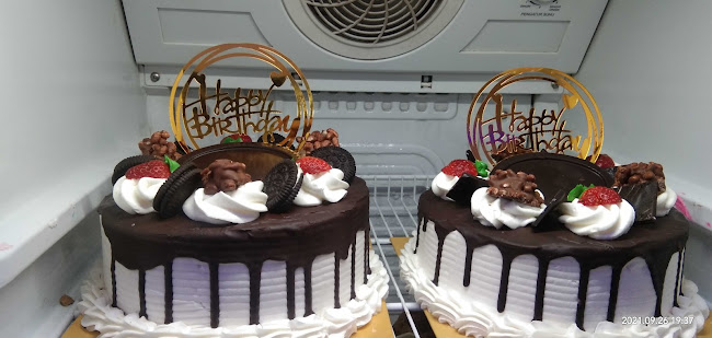 Eni Cake - Gastronomi dan perhotelan