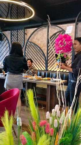 Opinii despre Echo Resto Surabaya în Surabaya - Gastronomi dan perhotelan