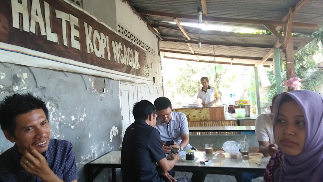 HALTE KOPI - Gastronomi dan perhotelan