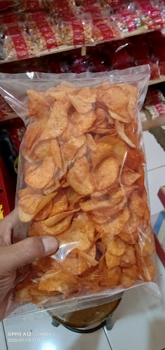 Opinii despre Toko Liyana în Kota Depok - Gastronomi dan perhotelan