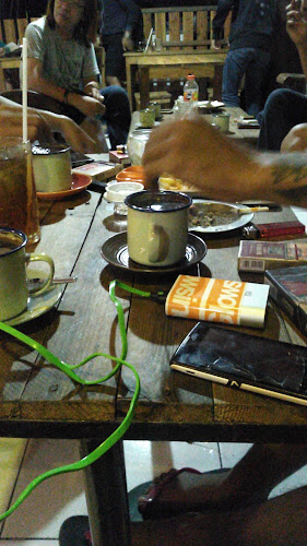 Opinii despre Kopi Jahat în Kota Surakarta - Gastronomi dan perhotelan