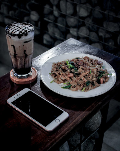 Ethyphenol Coffee and Entertain