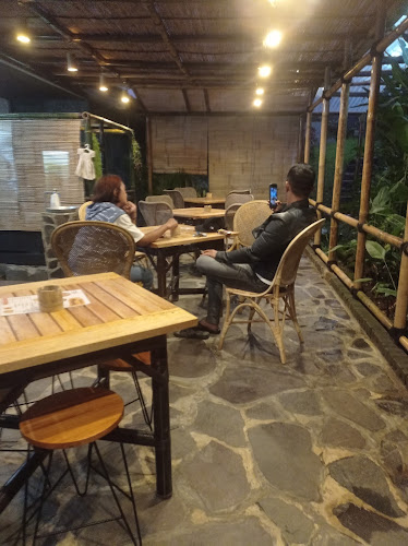 D' RASA Food & Galery - Gastronomi dan perhotelan