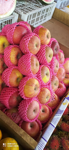 Comentarii opinii despre "KIOS BUAH - Queen Nazifa"