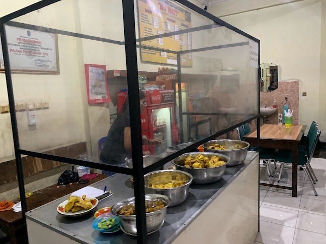 Warung Makan Ayam Bakar Bu Wati - Kota Salatiga