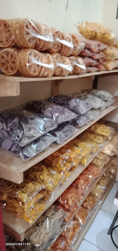 Opinii despre Toko Liyana în Kota Depok - Gastronomi dan perhotelan