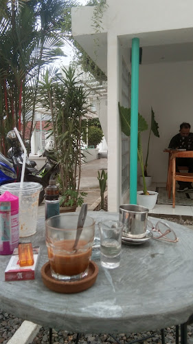 Koloni Coffee - Kota Palembang