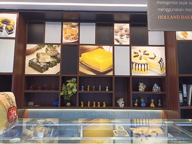 Holland Bakery - RS Urip Sumoharjo - Gastronomi dan perhotelan